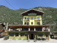 Hotel&Restaurant Armanac de Toubïe Hotels in 