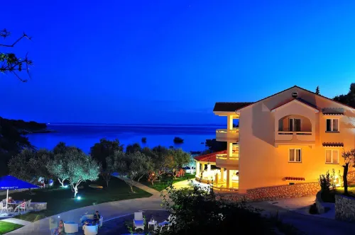Lastura Aparthotel - piscine