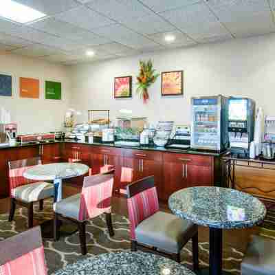 Holiday Inn Express Greencastle Dining/Meeting Rooms