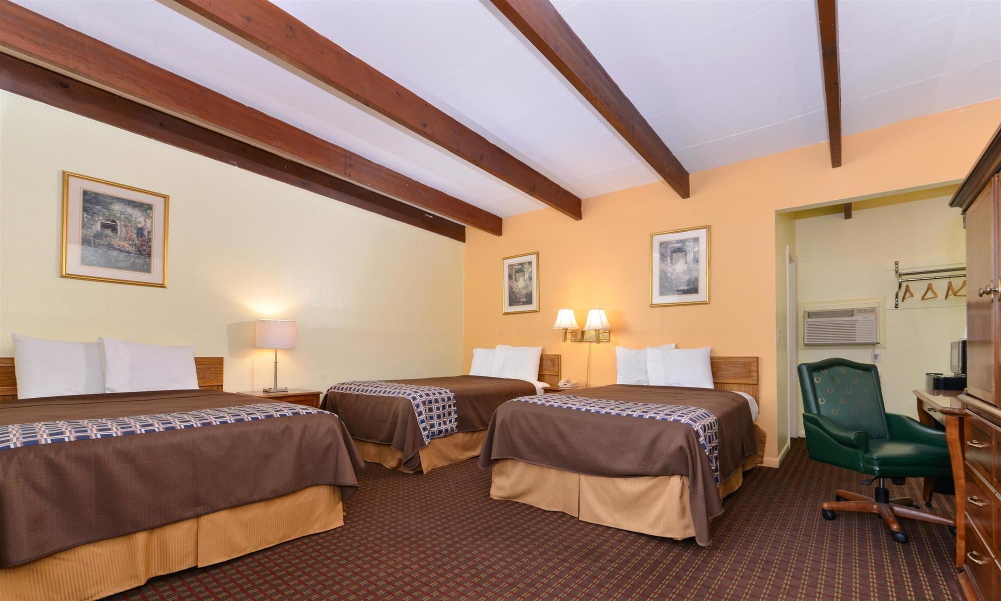 Americas Best Value Inn Geneva