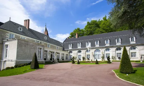 Château de Beauvois - la Maison Younan