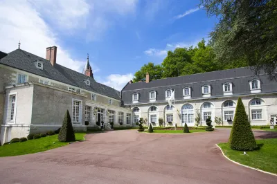 Château de Beauvois - la Maison Younan Hotels in Villandry