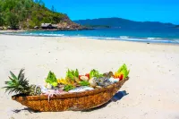 Diamond Bay Resort & Spa Hoteller i Phước Đồng