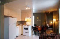 Condos Vacances Msa - Incluant Piscine et Spas extérieurs chauffés à l'Année!! Hotels in Beaupré