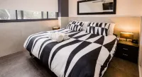 Bluegum Apartments Hotels in Waratah West