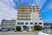 Commander Hotel & Suites