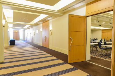 廊下 浦和ワシントンホテルの写真
