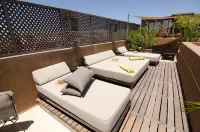 리야드 & 스파 다르 73