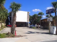 Flamingo Inn Beachfront - Daytona Beach
