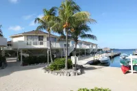 The Reef at Marathon, Florida Keys Hotels near Marathon Tropical Island Outlet