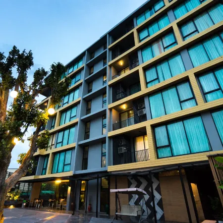 Sanae' Hotel Nimman Отели рядом с достопримечательностью «Nimmanhaemin Road»