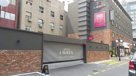 Hotel Lavieen