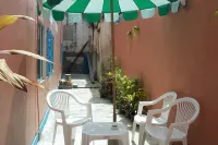 ดีคอร์เนอร์-เกสท์เฮ้าส์