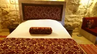 Monte Cappa Cave House Hotels in Karlik Koyu