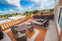 Hotel Palacio Maya