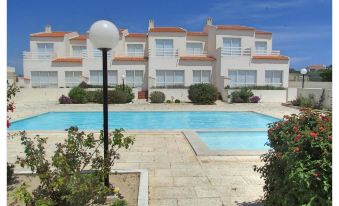 House with 2 Bedrooms in Sagres, with Wonderful Mountain View, Pool Access, Enclosed Garden
