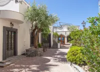 Casa Restino - parking