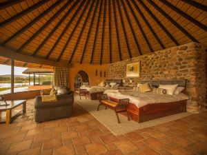 Mount Etjo Safari Lodge