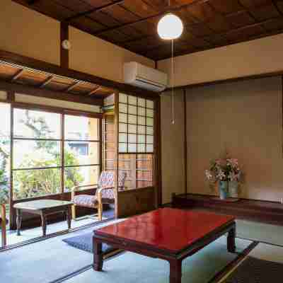 日乃出旅館 Rooms