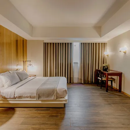 Highness Hotel Отели рядом с достопримечательностью «Станция метро Danfeng»