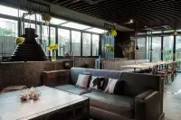 Chez nous Hotels in Taipei