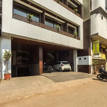 Hotel Grand Pragati