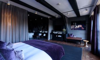 Small Luxury Hotels Canal House