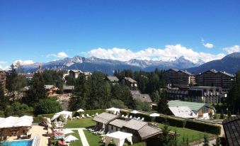 Hostellerie du Pas de l'Ours Relais et Chateaux