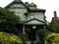 Geiger Victorian B&B Отели рядом с достопримечательностью «W.W. Seymour Botanical Conservatory»