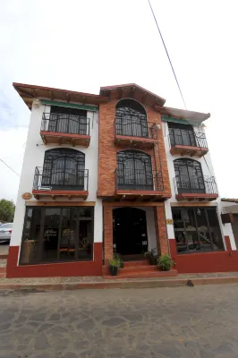 Hotel Real de la Sierra Hotels near Mercado Municipal