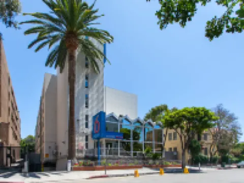 Motel 6 Los Angeles Hollywood Hotels near Universal Studios Hollywood
