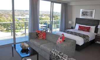 Adina Serviced Apartments Canberra Dickson