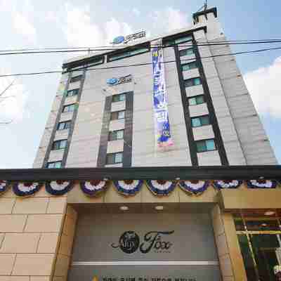 마리포사 Hotel Exterior