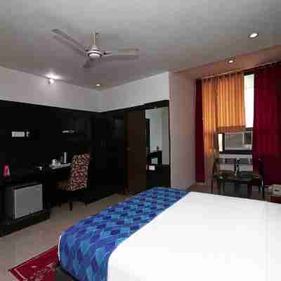 OYO 4122 Amanda Hotel Rooms