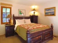 Topanga Canyon Inn Bed and Breakfast