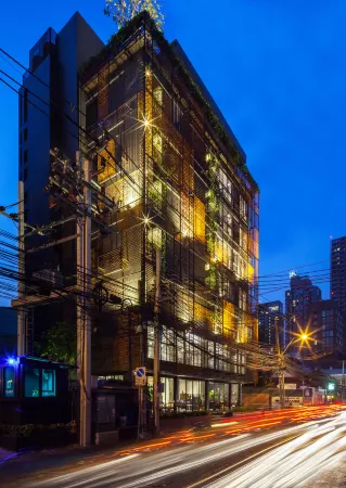 IR-ON Hotel