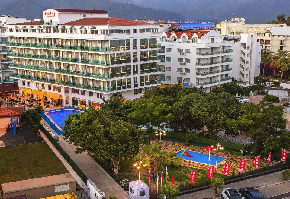 hotel overview picture