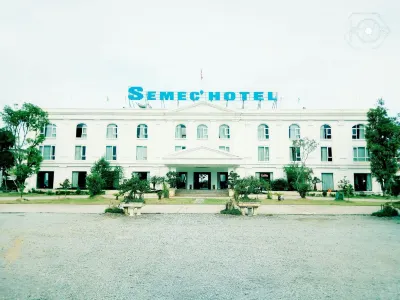 Khách sạn Semec