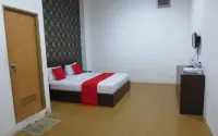 Glory Mansion Resident