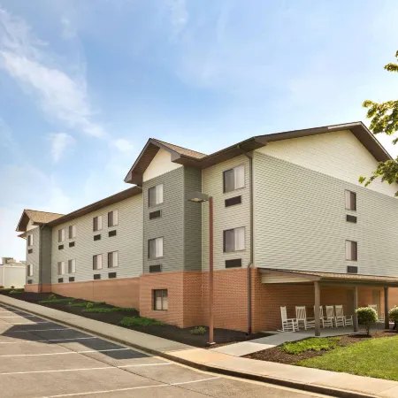 Travelodge by Wyndham Brunswick Near Frederick
