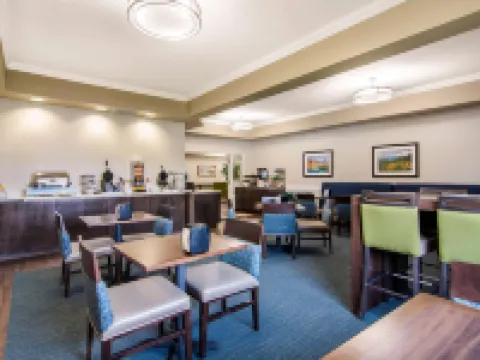 Comfort Inn & Suites Hoteles en Red Deer