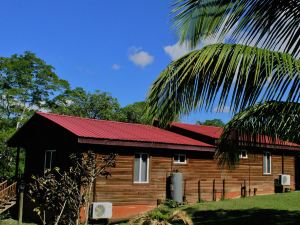 The Log Cab-Inn