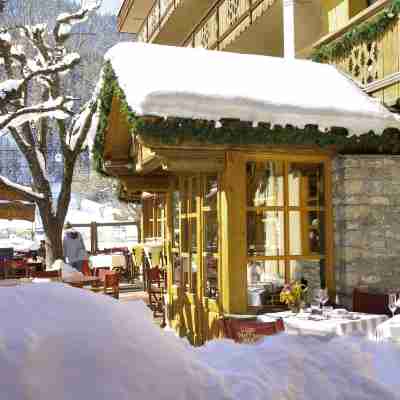 Les Peupliers | Hôtel 4 étoiles | Courchevel Le Praz Hotel Exterior