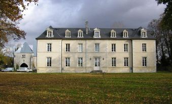 Château de Lazenay - Résidence Hôtelière