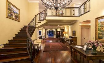 Auberge Hollandaise Guest House by Misty Blue Hotels