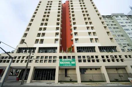 Hotel Nacional Inn Curitiba Torres Отели рядом с достопримечательностью «Botanical Garden of Curitiba»