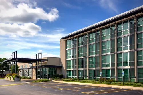 Crowne Plaza LOMBARD DOWNERS GROVE by IHG Hotels in Lombard