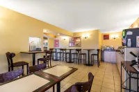 Quality Inn - 2-Star