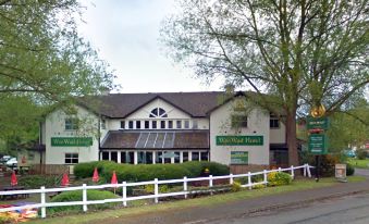 Wee Waif by Greene King Inns