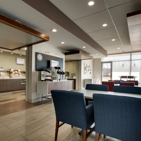 Holiday Inn Express & Suites MOUNT VERNON by IHG
